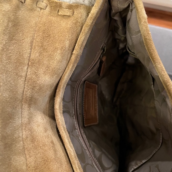 Coach Suede w/Sherpa Trim Saddlebag Style Purse - Picture 11 of 15